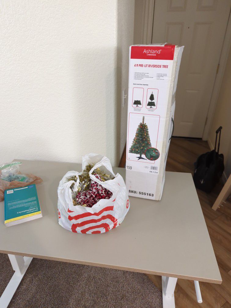 Decorative Christmas Tree & Accessories For Sale