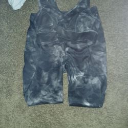 exercising pants with bra 