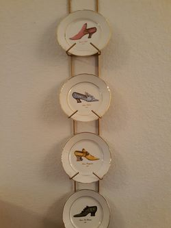 Limoge antique shoe plate display