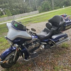 2006 Harley Davidson Electra Glide 18k Miles