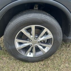 🚙 OEM Dodge Durango Wheel (2014–2018) – 18” Aluminum Rim
