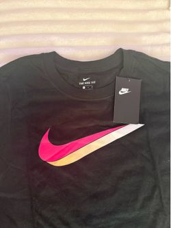 Nike Women’s XS Black T-shirt’s Bundle $15