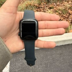 Apple Watch SE 44mm Black Aluminum GPS , LTE , WIFI , Excellent Condition
