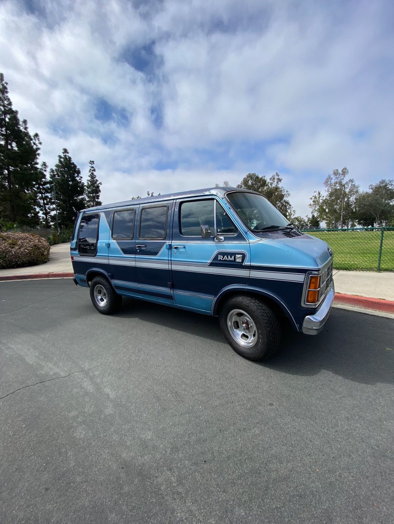 1984 Dodge B150