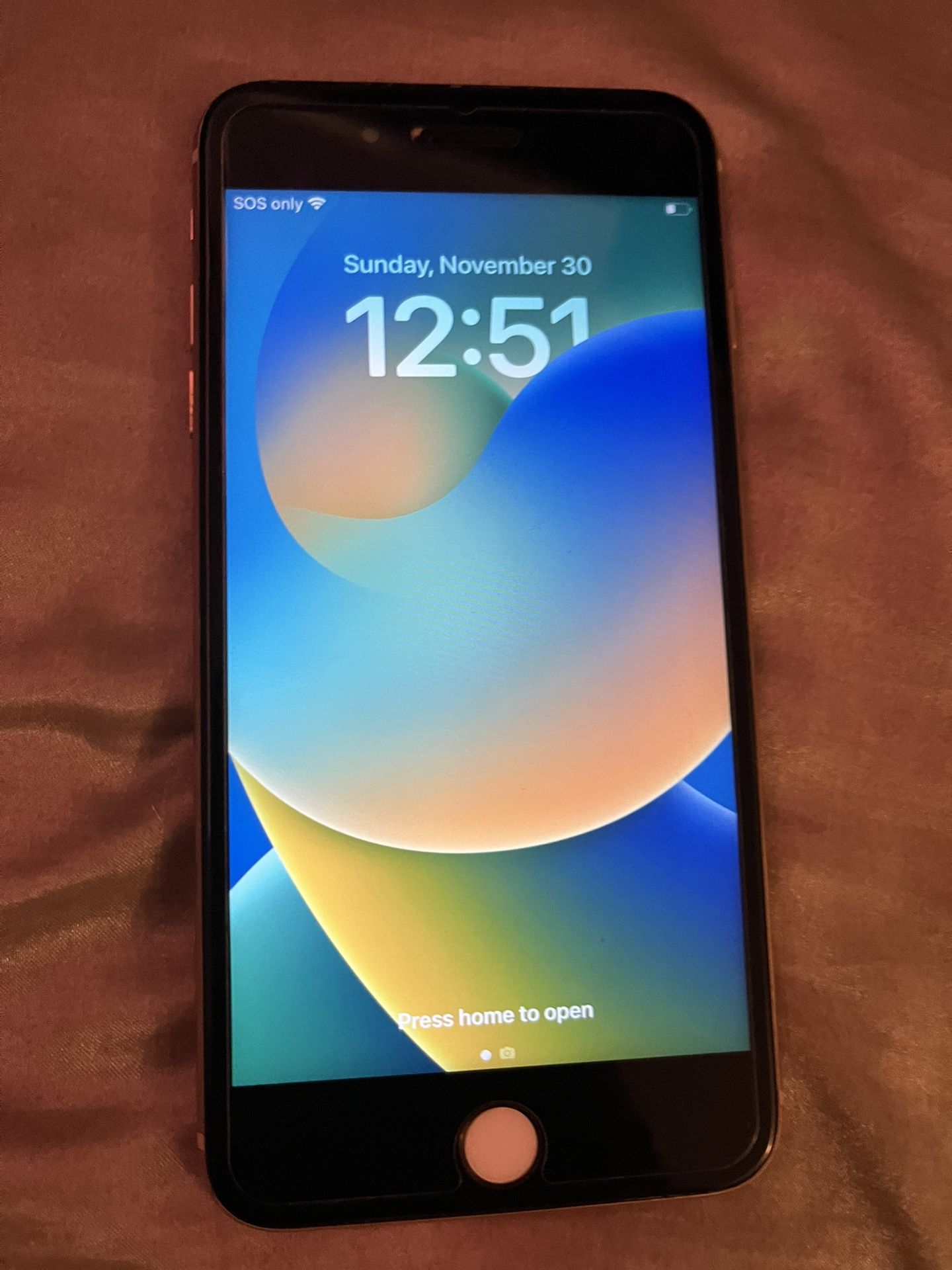 iPhone 8 Plus 64GB (Unlocked)