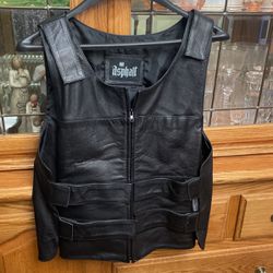 Men’s Black, Leather Vest, Large Size