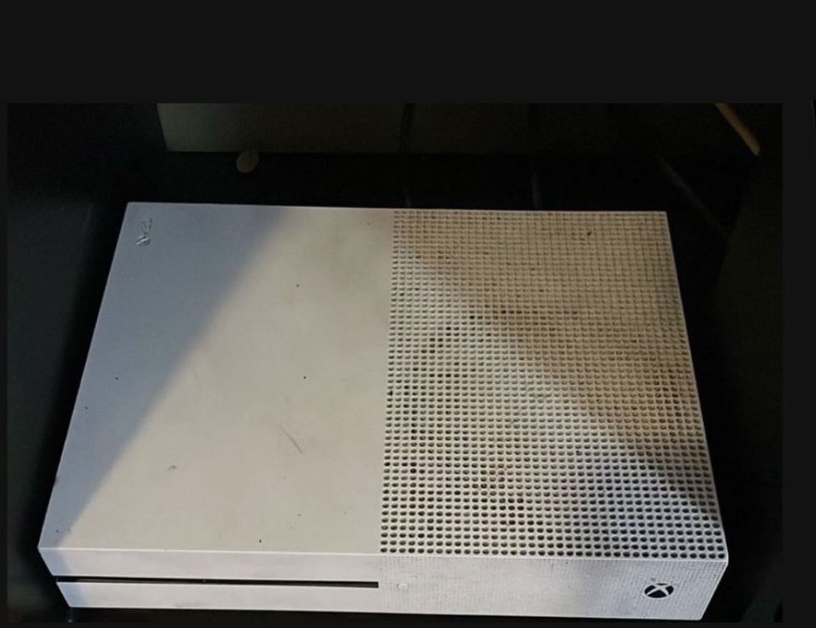 Xbox One S