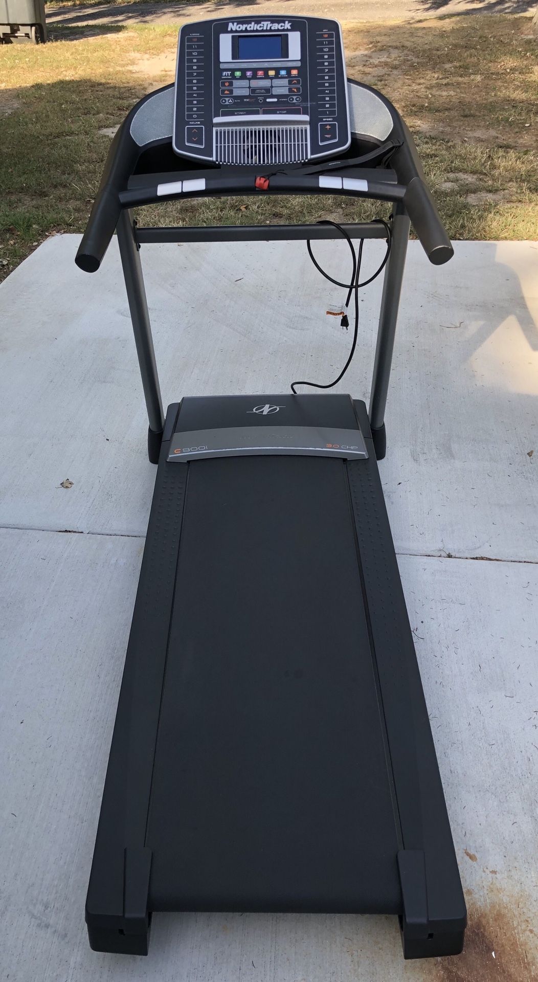 NordicTrack Treadmill C900i for Sale in McKee City, NJ OfferUp