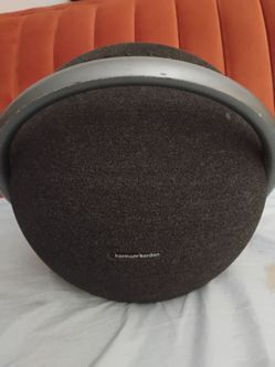 Harman/kardon onyx studio 8 Bluetooth speaker