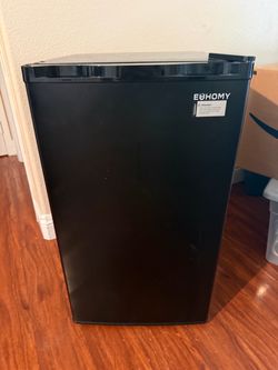 EUHOMY Black Compact Mini Fridge 3.2 cu ft