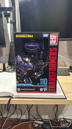 Studio Series Bumblebee Movie Shockwave