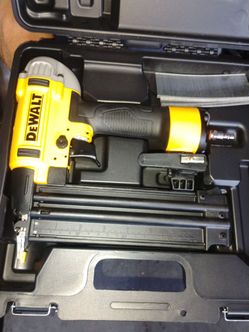 Nail gun