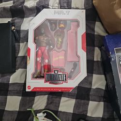 3 Collectable Action Figures 