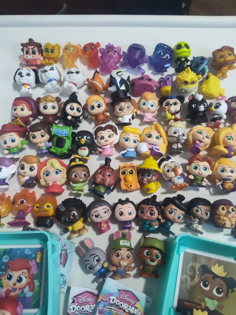 Disney Doorables Bundle