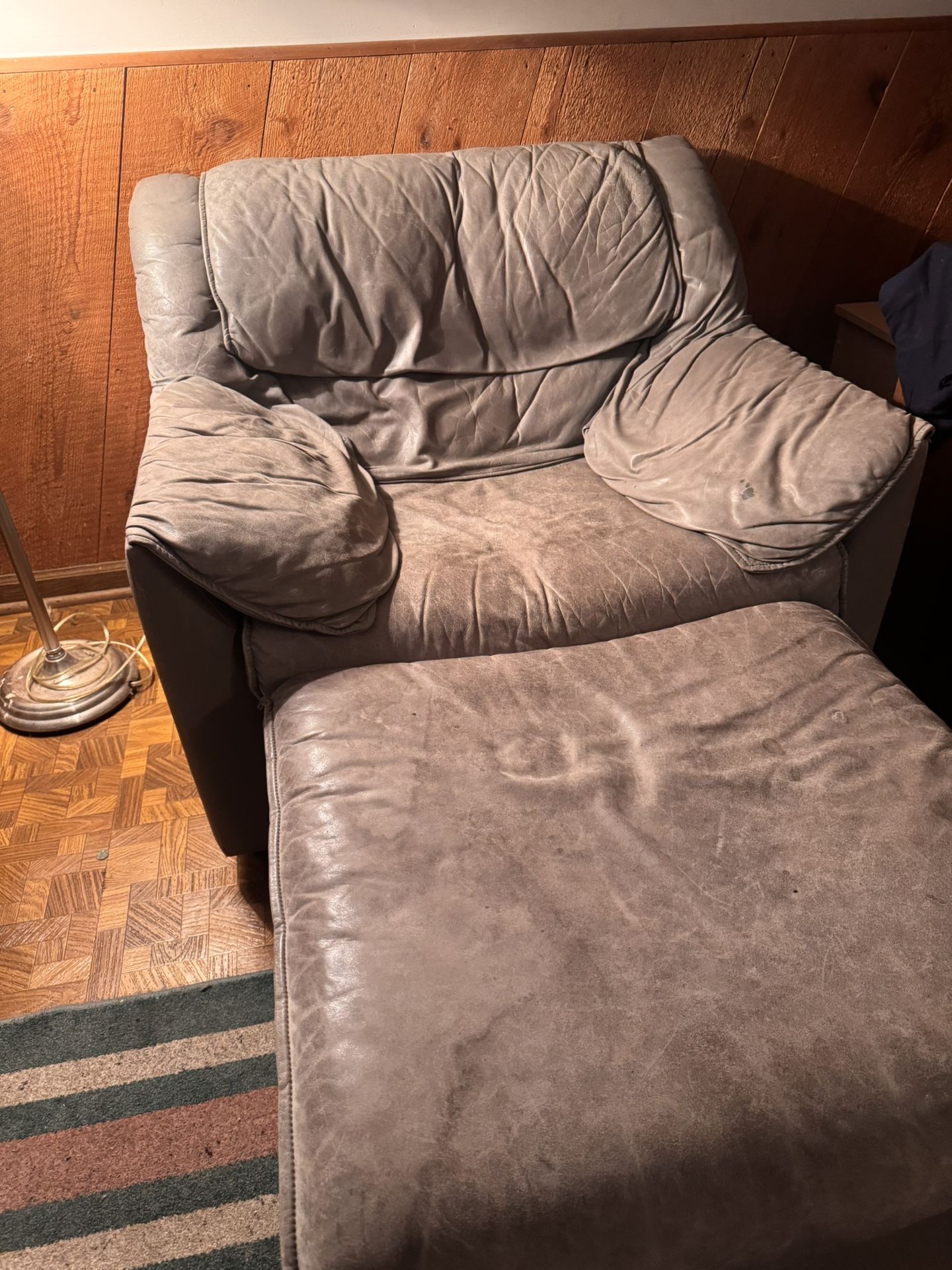 Free Leather Chair