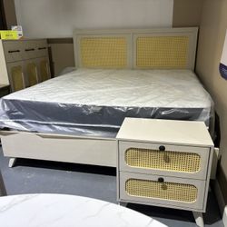 New King Size Bedroom Set