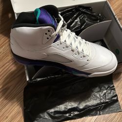 Grapes Size 11.5 & 11 