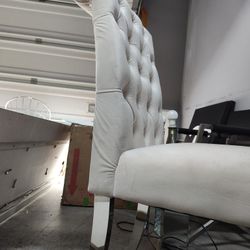 Modern  Tufted Chair  With Pull-ring Velvet  