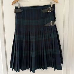 Hector Russell traditional Scottish kilt in classic Black Watch tartan Size 30