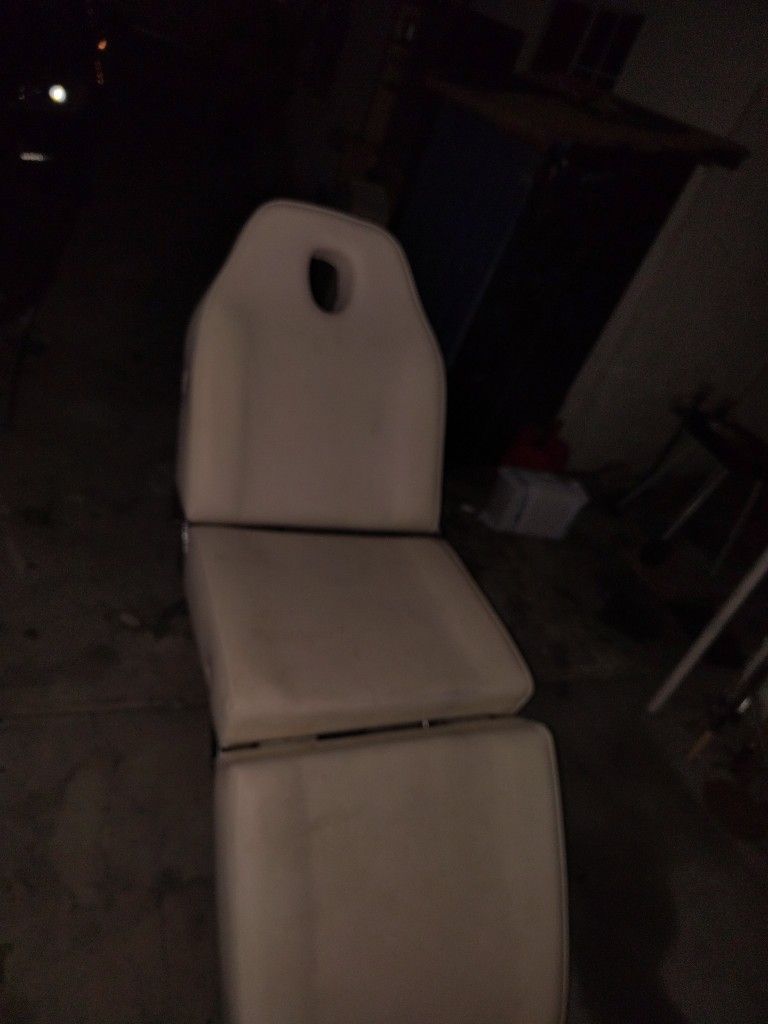 Nice Clean Tattoo Chair