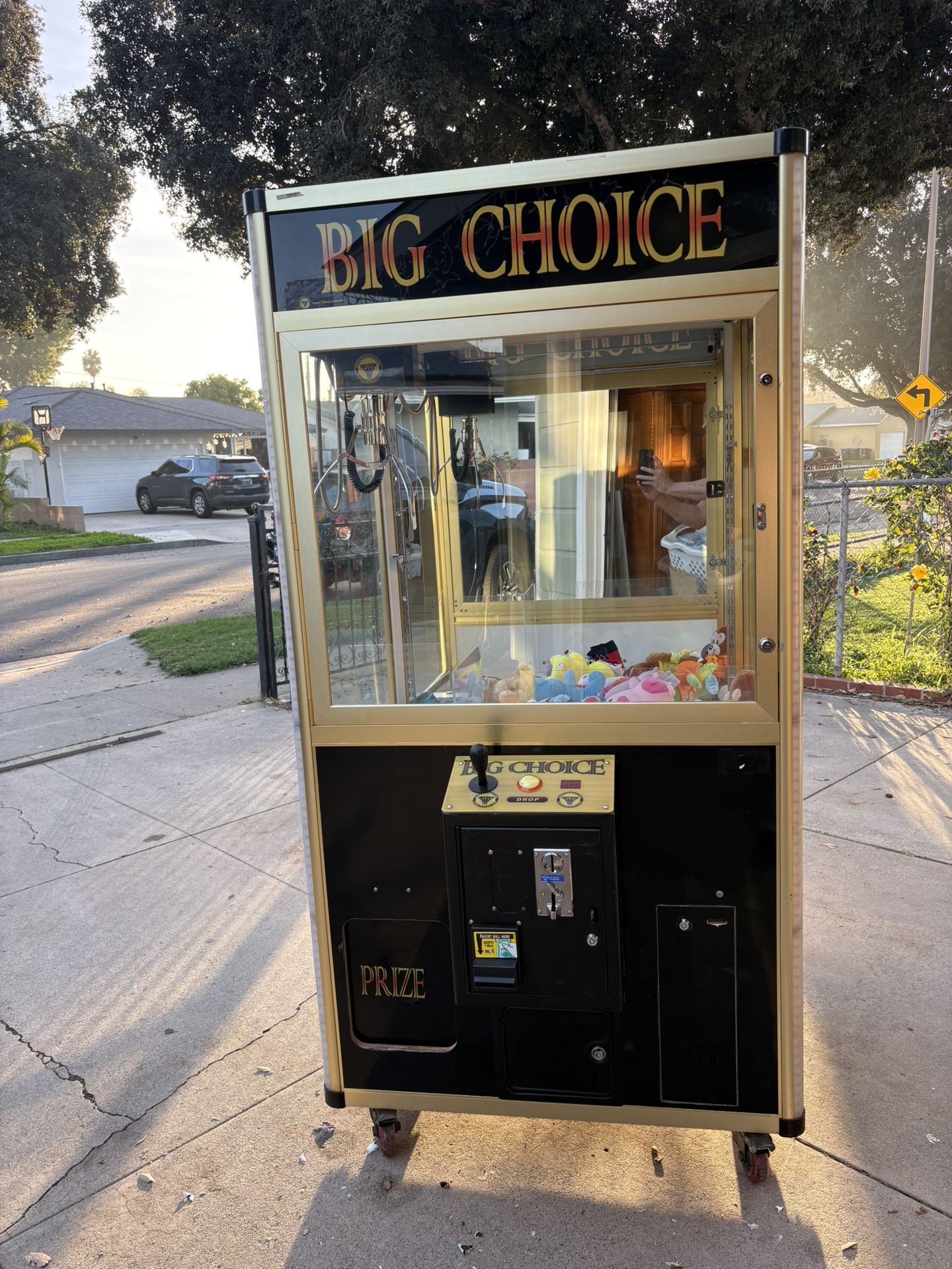 🤩 32” Big Choice Claw Machine