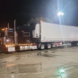 2010 53′ Utility refrigerated trailer (reefer) with a 2013 Carrier Unit 2500R