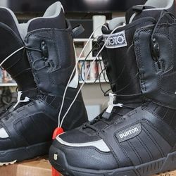 BURTON SNOWBOARD BOOTS MENS SIZE 7
