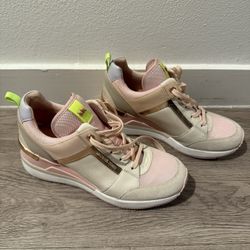 Michael Kors platform sneakers - size 7