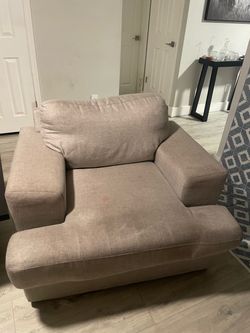 Couch / single arm chair