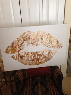 Golden Kiss Canvas Print