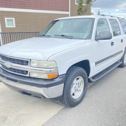 2004 Chevrolet Suburban 9 Passenger 2 Wheel Drive One Owner, Non-Smoker, 2  Ac Ice Cold.  Runs Excellent 95K Miles Original           