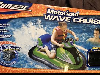 Brand New MOTORIZED INFLATABLE JET SKI Kids Fun Pool Water Blaster Lake Vacation Toy
