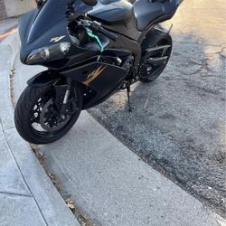 2007 Yamaha YZF-R1