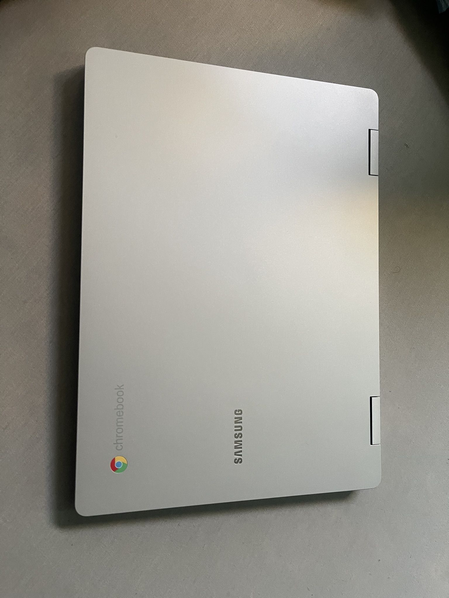 Samsung Galaxy Chromebook 2