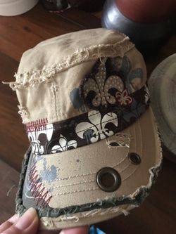 Girls hat -NEW