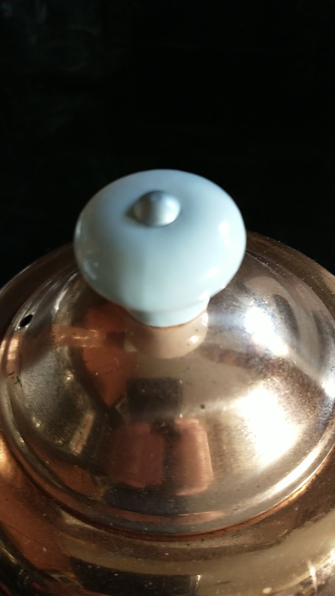 11" T x 9" W COPPER TEA POT UNUSED