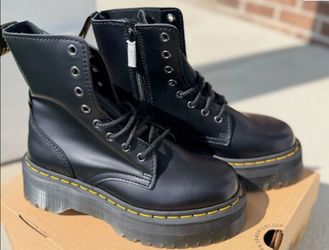Dr.Martines platform boots size 8 $95