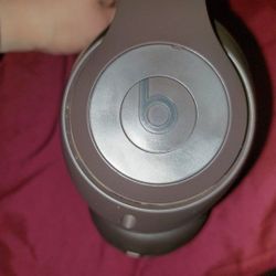 Beats Studio Pro