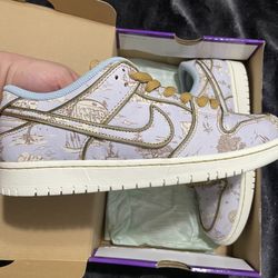 Nike SB Dunks - city of style