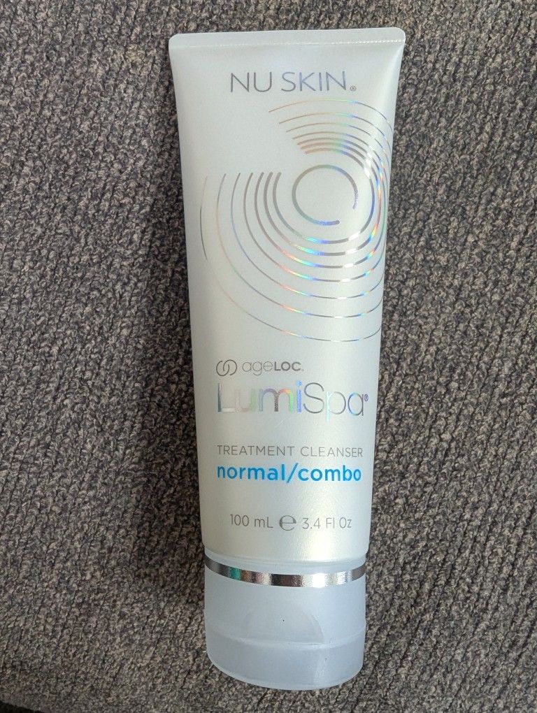 NuSkin Ageloc LumiSpa Treatment Cleanser Normal/Combo Skin NEW/SEALED.