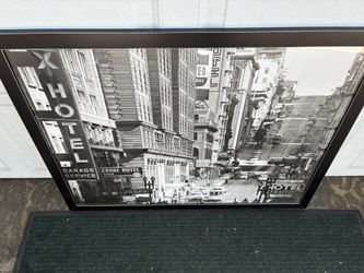 BEAUTIFUL VINTAGE FRAMED BLACK & WHITE MOVING  “ SAN FRANCISCO “ XLNT CONDITION ! MOVING REDUCED PRICE !! 24”w36”size - 