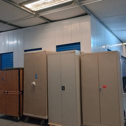 Metal and 1 wood panels storage cabinet with keys