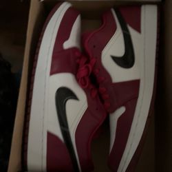 Nike Dunk Low St. John’s