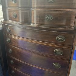 1800’s Antique Furniture Set