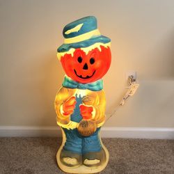 Vintage Pumpkin Scarecrow Blow Mold-good Condition