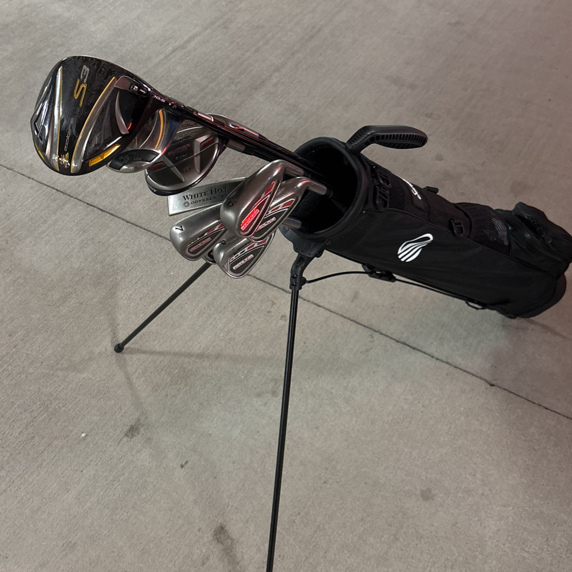 Complete Set With Sunday Golf Bag