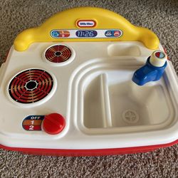 Vintage Little Tikes Sink/Stove