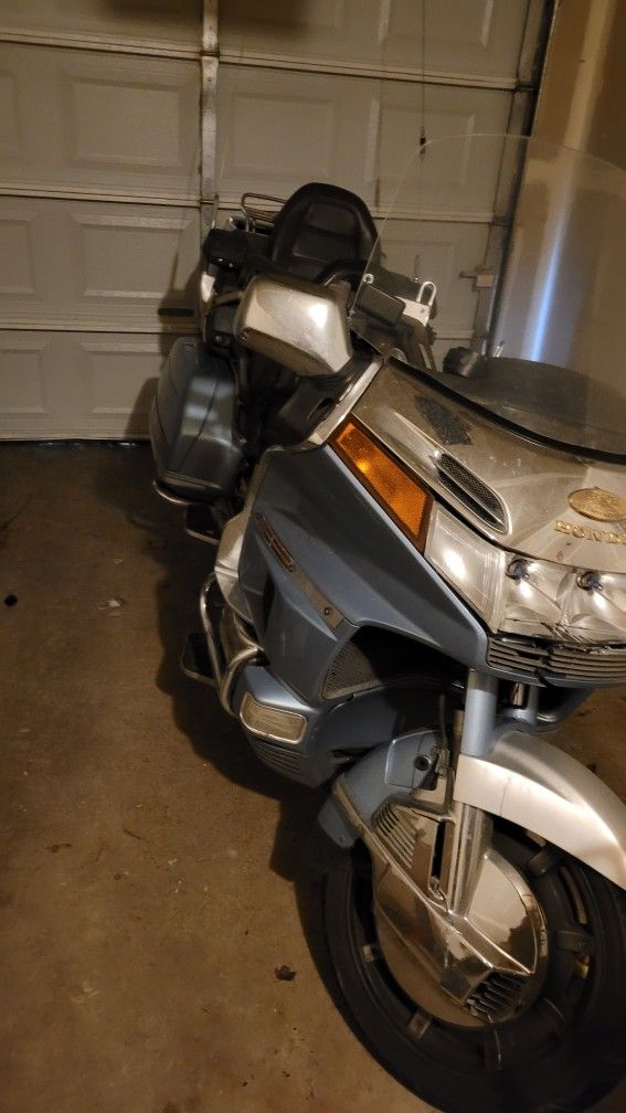 1990 honda goldwing
