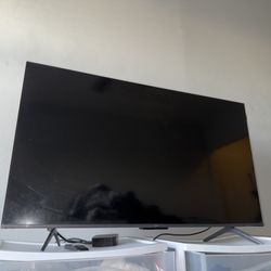 TCL Lightly Used 50” TV