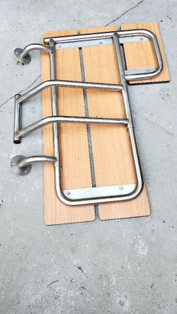 Seachrome 32” ADA Folding Shower Seat. Teak. With Lift Assist. Nice!
